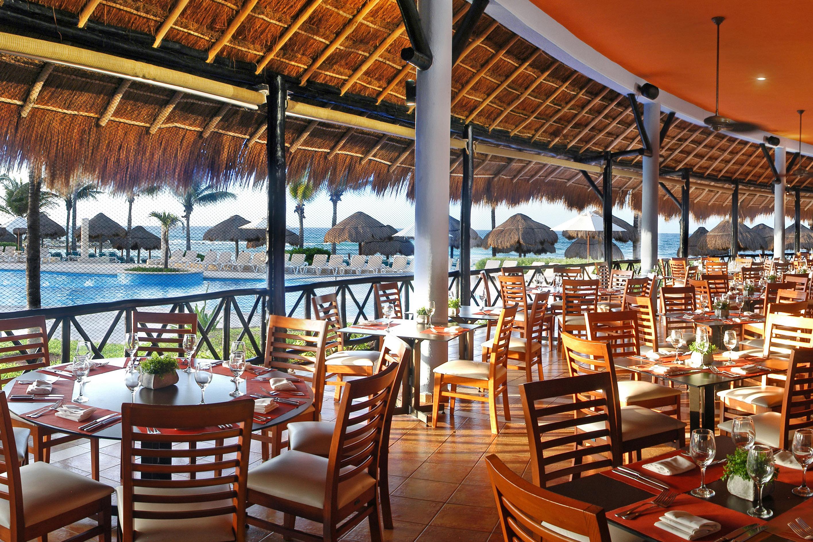 Catalonia Riviera Maya Resort & Spa Puerto Aventuras Exteriér fotografie Restaurant at the Grand Palladium Resort