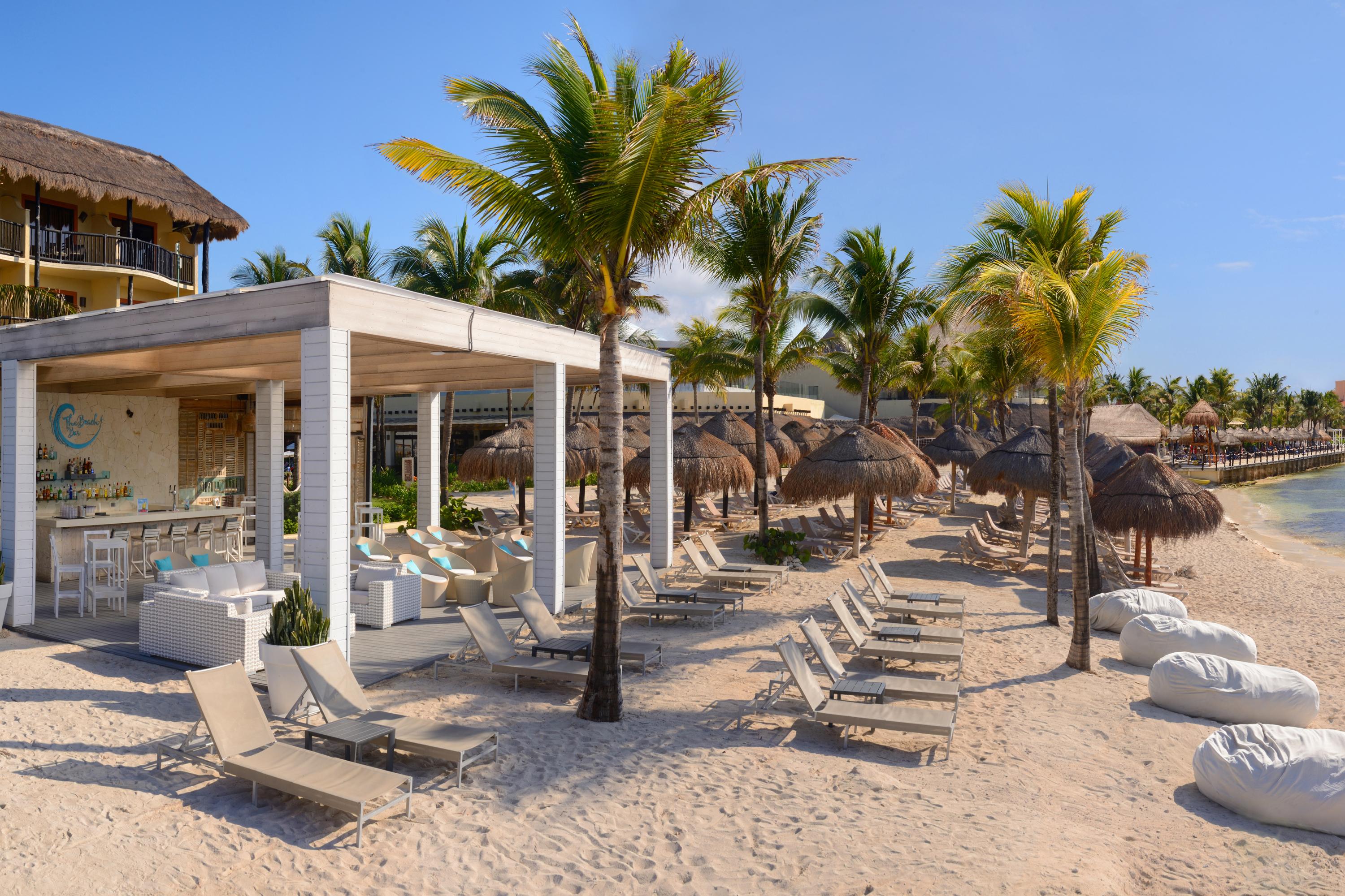 Catalonia Riviera Maya Resort & Spa Puerto Aventuras Exteriér fotografie Beach at the Grand Palladium Hotel