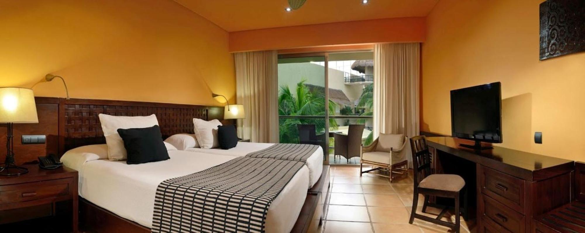Catalonia Riviera Maya Resort & Spa Puerto Aventuras Pokoj fotografie A room at the Hard Rock Hotel