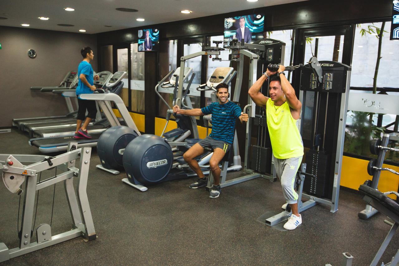 Catalonia Riviera Maya Resort & Spa Puerto Aventuras Exteriér fotografie A gym in Singapore
