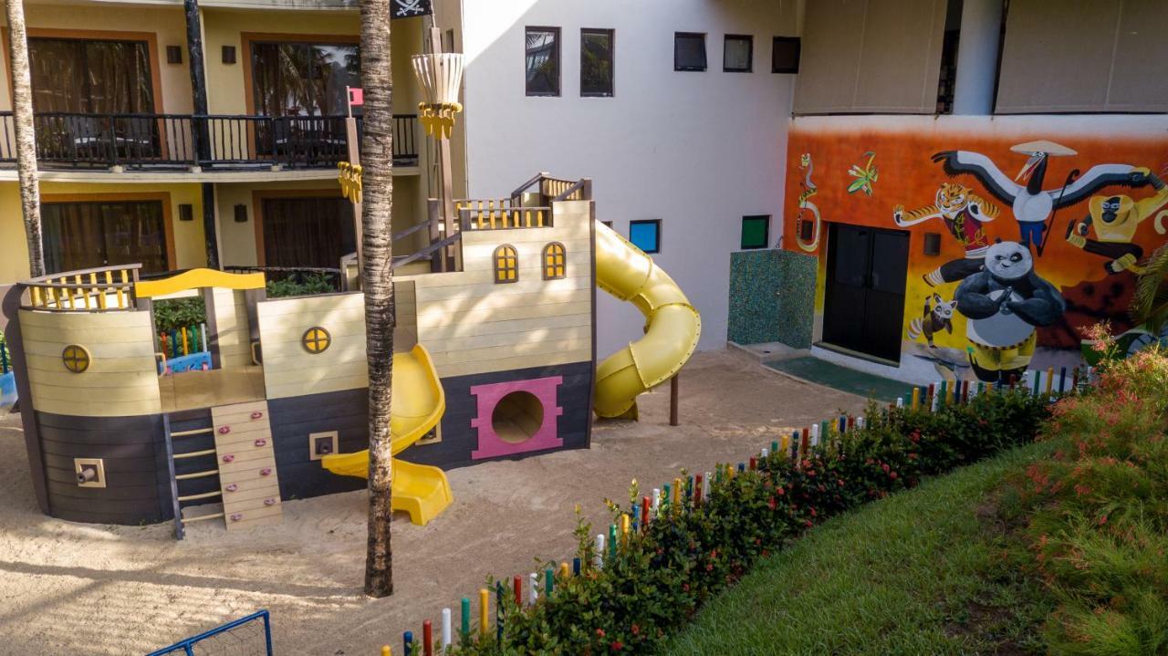 Catalonia Riviera Maya Resort & Spa Puerto Aventuras Exteriér fotografie Playground at the hotel
